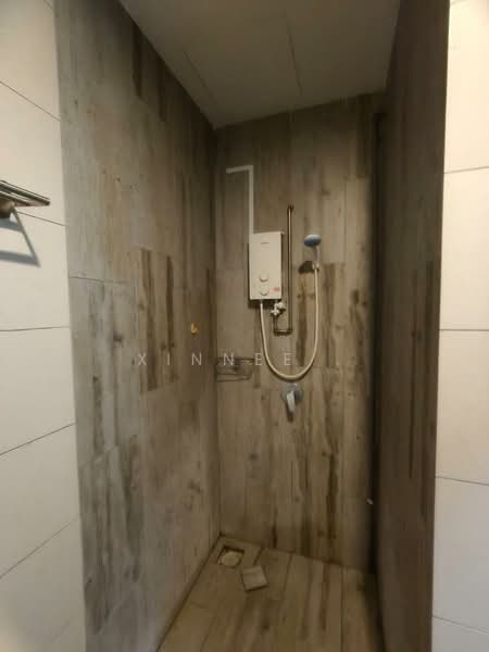 Servis Apartment untuk Disewa di Arte S - Xinnee . - Bathroom - PropertyGuru.com.my