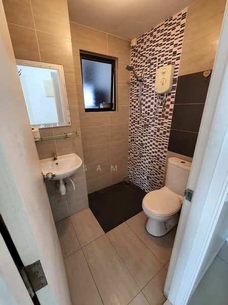 Condominium for Rent at Ujana Executive Apartment - Sam . - Bathroom - PropertyGuru.com.my