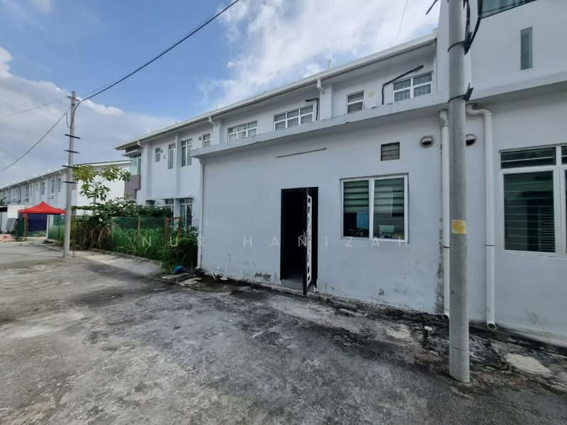Rumah Teres 2 Tingkat untuk Dijual di Saujana Utama (Puncak Alam) - Nur Hanizah - PropertyGuru.com.my