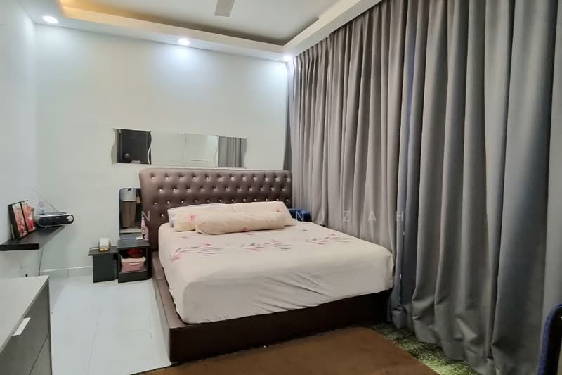 Rumah Teres 2 Tingkat untuk Dijual di Saujana Utama (Puncak Alam) - Nur Hanizah - Bedroom - PropertyGuru.com.my