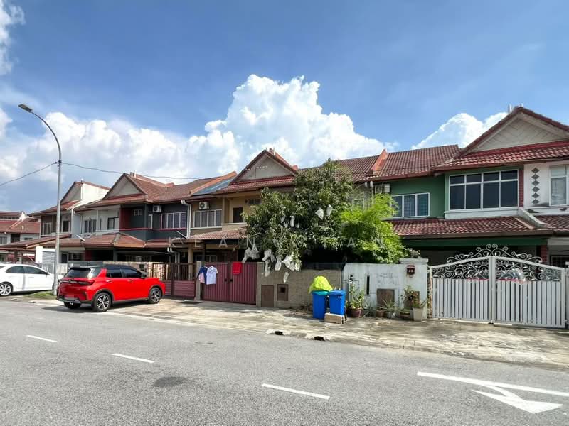 Rumah Teres 2 Tingkat untuk Dijual di Subang Bestari (Shah Alam) - Keanu Tan - Exterior - PropertyGuru.com.my