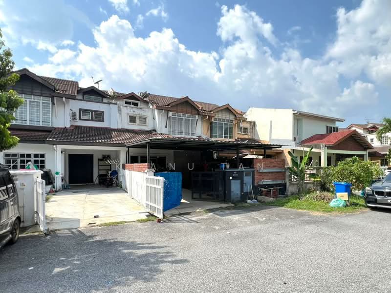 Rumah Teres 2 Tingkat untuk Dijual di Subang Bestari (Shah Alam) - Keanu Tan - Exterior - PropertyGuru.com.my