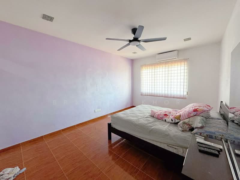 Rumah Teres 2 Tingkat untuk Dijual di Taman Pelangi (Johor Bahru) - Brandon Khor - Bedroom - PropertyGuru.com.my