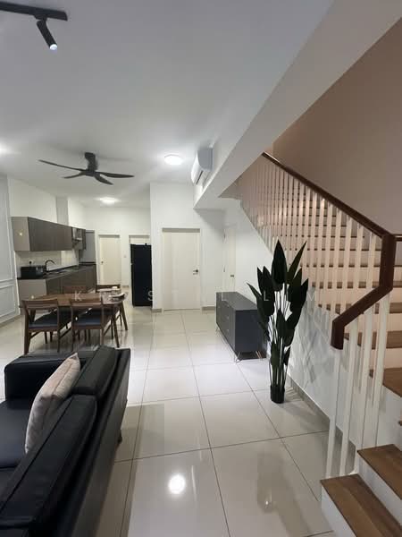 2-storey Terraced House for Rent in Bandar Gamuda Cove (Dengkil) - Krystal Lim - Living Room - PropertyGuru.com.my