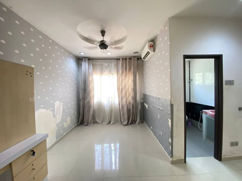 Semi-Detached House for Sale in Bandar Baru Bangi (Selangor) - Mohd Aizat Saiful Bahri - PropertyGuru.com.my