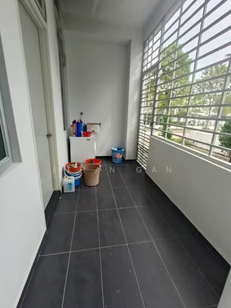 2-storey Terraced House for Sale in Taman Mount Austin (Tebrau) - Ethan Gan - Balcony - PropertyGuru.com.my