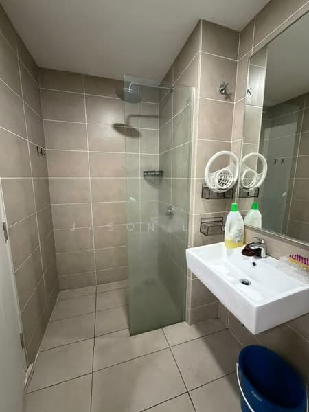 Servis Apartment untuk Disewa di D'sara Sentral - Jason Low - Bathroom - PropertyGuru.com.my