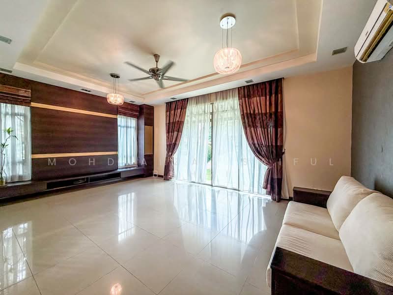 Bungalow for Sale in Setia Eco Park (Setia Alam) - Mohd Aizat Saiful Bahri - Living Room - PropertyGuru.com.my