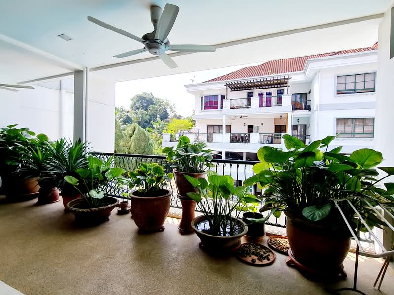 Kondominium untuk Dijual di Intan Kenny Condominium - Teoh Yie Hao - Balcony - PropertyGuru.com.my