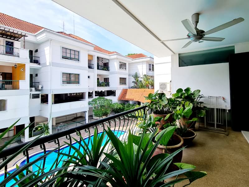 Kondominium untuk Dijual di Intan Kenny Condominium - Teoh Yie Hao - Balcony - PropertyGuru.com.my