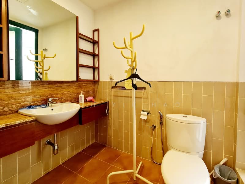 Kondominium untuk Dijual di Intan Kenny Condominium - Teoh Yie Hao - Bathroom - PropertyGuru.com.my