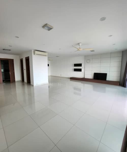 Kondominium untuk Dijual di Central Park condominium - Xinnee . - Living Room - PropertyGuru.com.my