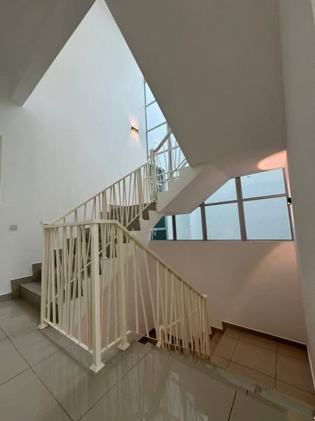 Rumah Teres 3 Tingkat untuk Dijual di Taman Mount Austin (Tebrau) - Ethan Gan - Interior - PropertyGuru.com.my