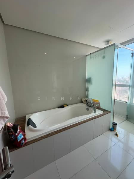 Kondominium untuk Dijual di Central Park condominium - Xinnee . - Bathroom - PropertyGuru.com.my