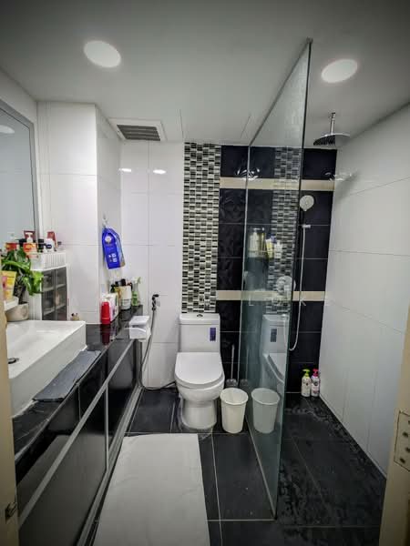 Condominium for Sale at Mutiara Villa - Andrew Loke - Bathroom - PropertyGuru.com.my