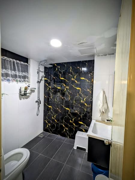 Condominium for Sale at Mutiara Villa - Andrew Loke - Bathroom - PropertyGuru.com.my