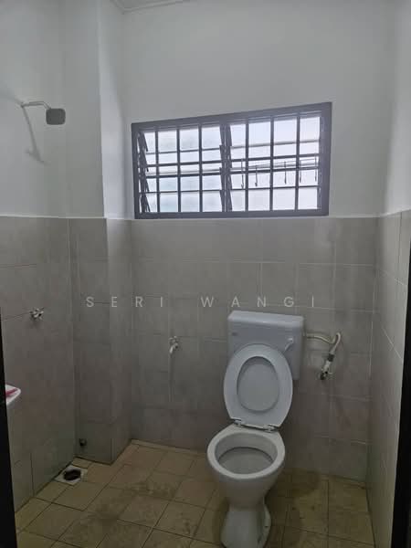 Rumah Teres 2 Tingkat untuk Dijual di Taman Nusantara (Iskandar Puteri (Nusajaya)) - Seri Wangi - Bathroom - PropertyGuru.com.my