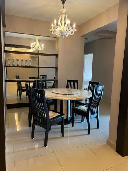 Kondominium untuk Dijual di The Waterfront Condominium - Xinnee . - Dining Room - PropertyGuru.com.my