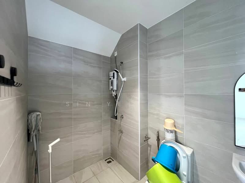 Cluster House for Rent in Taman Ekoflora (Johor Bahru) - Sin Yee Lai - Bathroom - PropertyGuru.com.my
