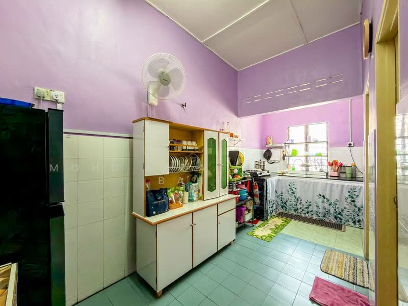 1-storey Terraced House for Sale in Bandar Rinching (Semenyih) - Mohd Aizat Saiful Bahri - PropertyGuru.com.my