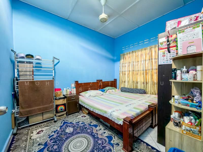 1-storey Terraced House for Sale in Bandar Rinching (Semenyih) - Mohd Aizat Saiful Bahri - PropertyGuru.com.my