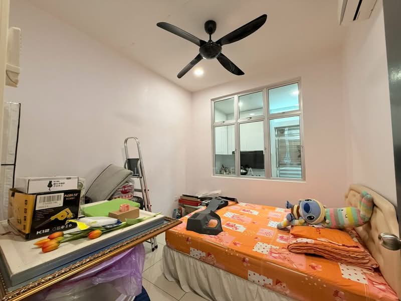 2-storey Terraced House for Sale in Taman Mutiara Rini (Skudai) - Lili Tea - Bedroom - PropertyGuru.com.my