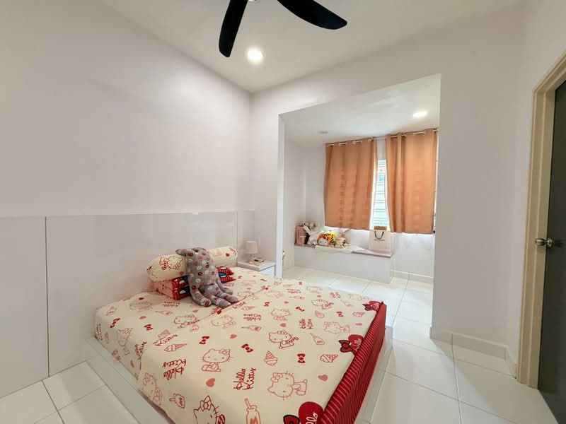 2-storey Terraced House for Sale in Taman Mutiara Rini (Skudai) - Lili Tea - Bedroom - PropertyGuru.com.my