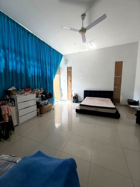 Rumah Teres 2 Tingkat untuk Dijual di Bandar Seri Alam (Masai) - Calvin Lee - Bedroom - PropertyGuru.com.my