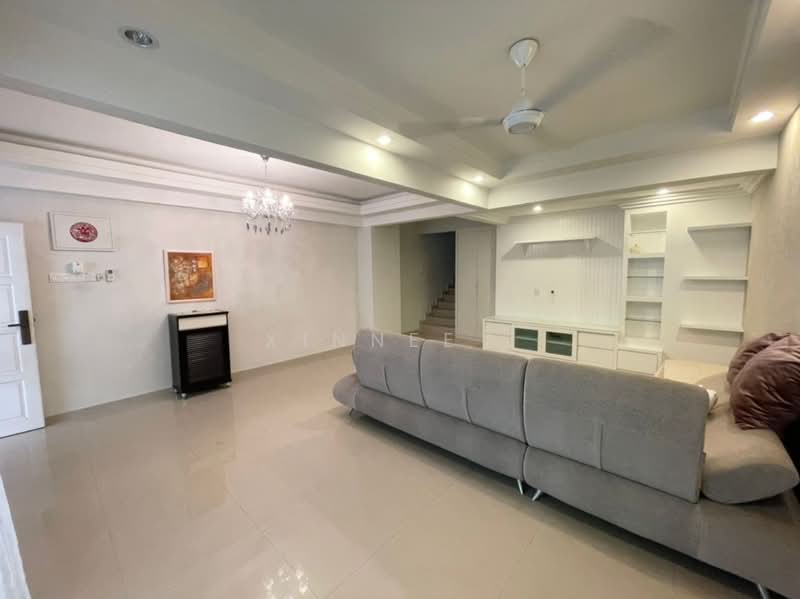 Townhouse for Sale in Bukit Dumbar (Jelutong) - Xinnee . - Living Room - PropertyGuru.com.my