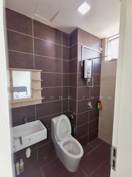 Service Residence for Sale at Sky Habitat - Raymond Fong - Bathroom - PropertyGuru.com.my