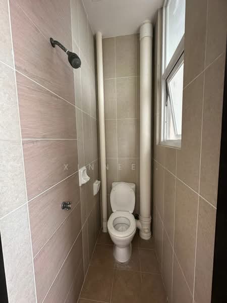 Condominium for Sale at Fettes Residence - Xinnee . - Bathroom - PropertyGuru.com.my