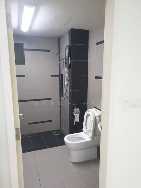 Condominium for Rent at The Z Residence - Alice Lee - Bathroom - PropertyGuru.com.my