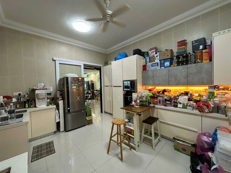 Condominium for Sale at Fettes Residence - Xinnee . - Kitchen - PropertyGuru.com.my