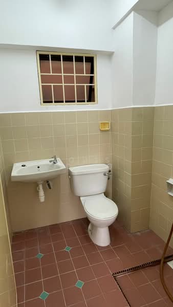 Apartment for Sale at Aman Puri Apartment - Louis Foong - Bathroom - PropertyGuru.com.my