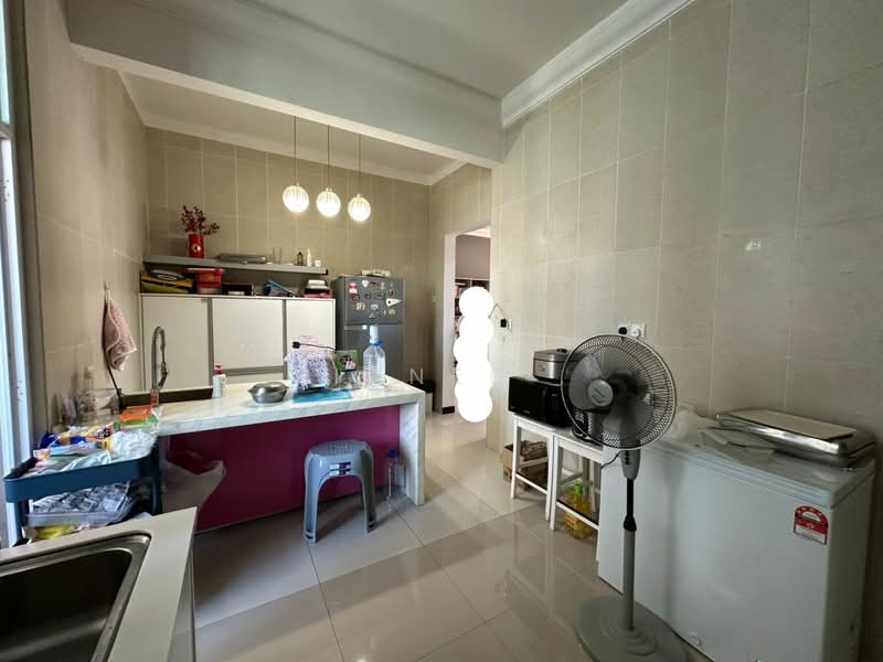 Condominium for Sale at Fettes Residence - Xinnee . - Kitchen - PropertyGuru.com.my