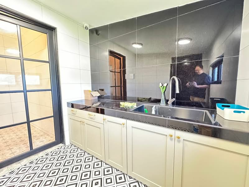 Rumah Teres 1 Tingkat untuk Dijual di Sungai Buloh (Selangor) - Kelven Tan - Kitchen - PropertyGuru.com.my
