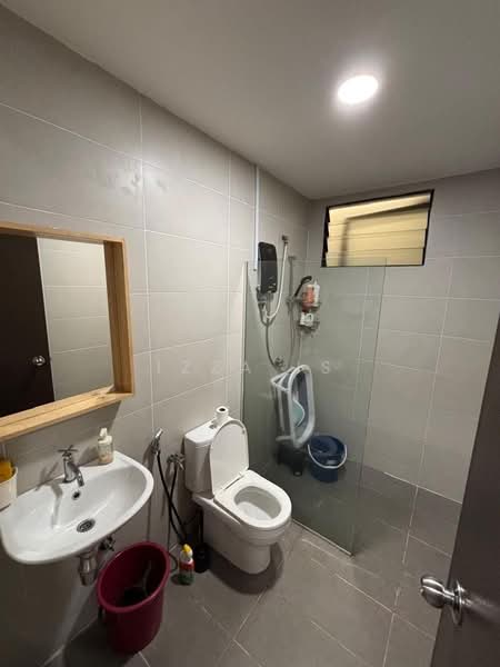 Kondominium untuk Dijual di Ken Rimba Condominium 1 - Izza Is - Bathroom - PropertyGuru.com.my