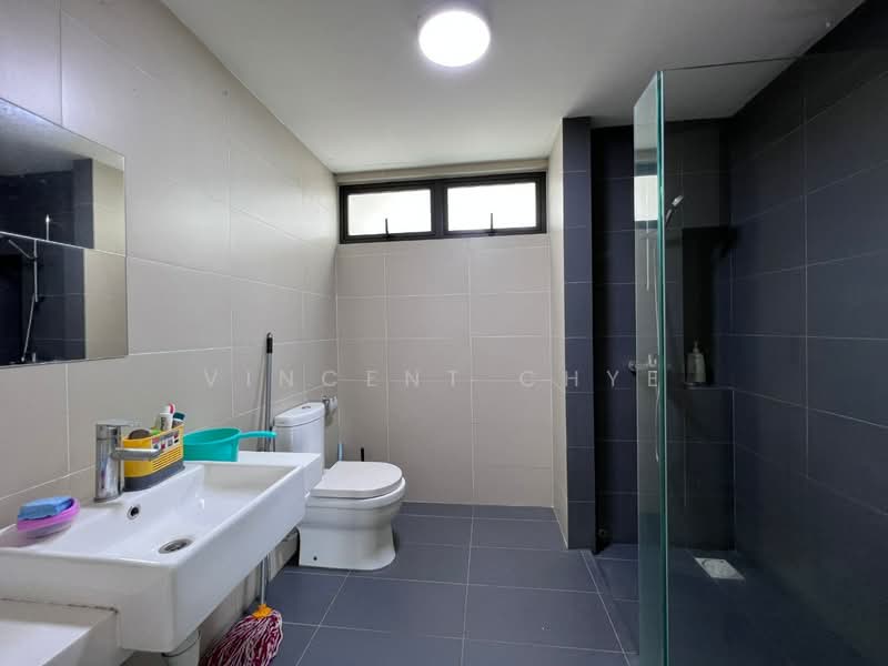 Servis Apartment untuk Disewa di Avantas Residences - Vincent Chye - Bathroom - PropertyGuru.com.my