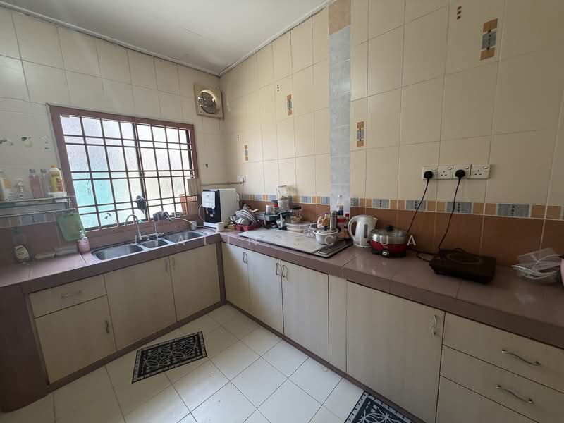 2-storey Terraced House for Rent in Ampang (Selangor) - Jialing Chua - Kitchen - PropertyGuru.com.my