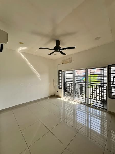 Rumah Teres 2 Tingkat untuk Dijual di Gelang Patah (Johor) - Calley Chin - Living Room - PropertyGuru.com.my