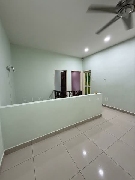 Rumah Teres 2 Tingkat untuk Dijual di Taman Sri Putra Mas (Sungai Buloh) - Dickson Lau - Interior - PropertyGuru.com.my