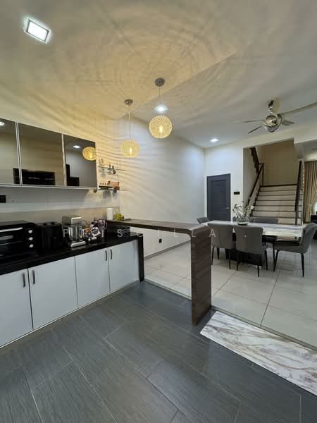 Terraced House for Sale in Alam Impian Ttdi (Shah Alam) - Priscilla . - Kitchen - PropertyGuru.com.my