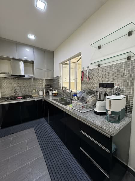 Terraced House for Sale in Alam Impian Ttdi (Shah Alam) - Priscilla . - Kitchen - PropertyGuru.com.my