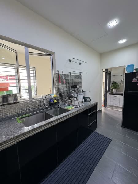Terraced House for Sale in Alam Impian Ttdi (Shah Alam) - Priscilla . - Kitchen - PropertyGuru.com.my
