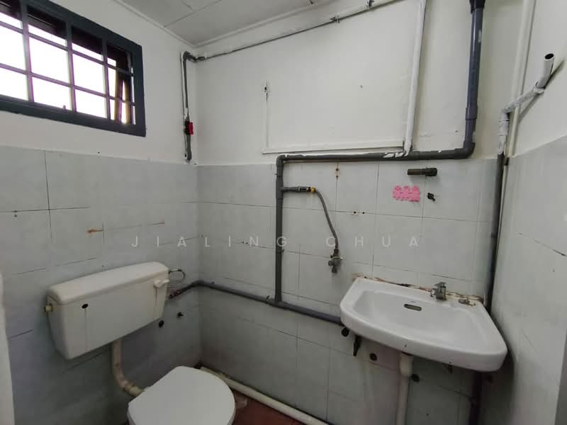 Rumah Teres 2 Tingkat untuk Disewa di Skudai (Johor) - Jialing Chua - Bathroom - PropertyGuru.com.my