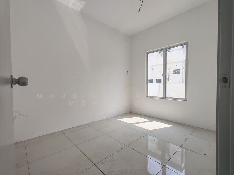 Rumah Teres 2 Tingkat untuk Dijual di Kuala Selangor (Selangor) - Mohd Hazlan bin Mohd Sopi - PropertyGuru.com.my