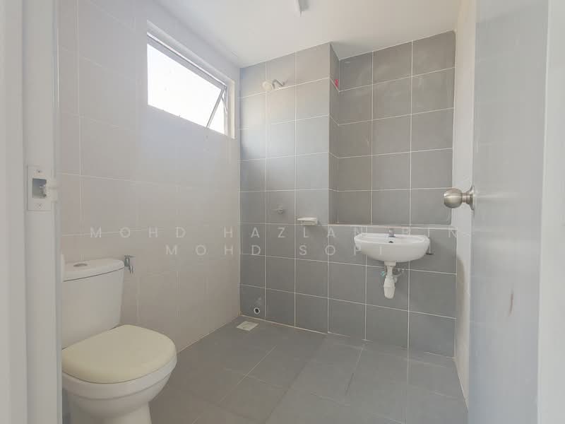 Rumah Teres 2 Tingkat untuk Dijual di Kuala Selangor (Selangor) - Mohd Hazlan bin Mohd Sopi - PropertyGuru.com.my