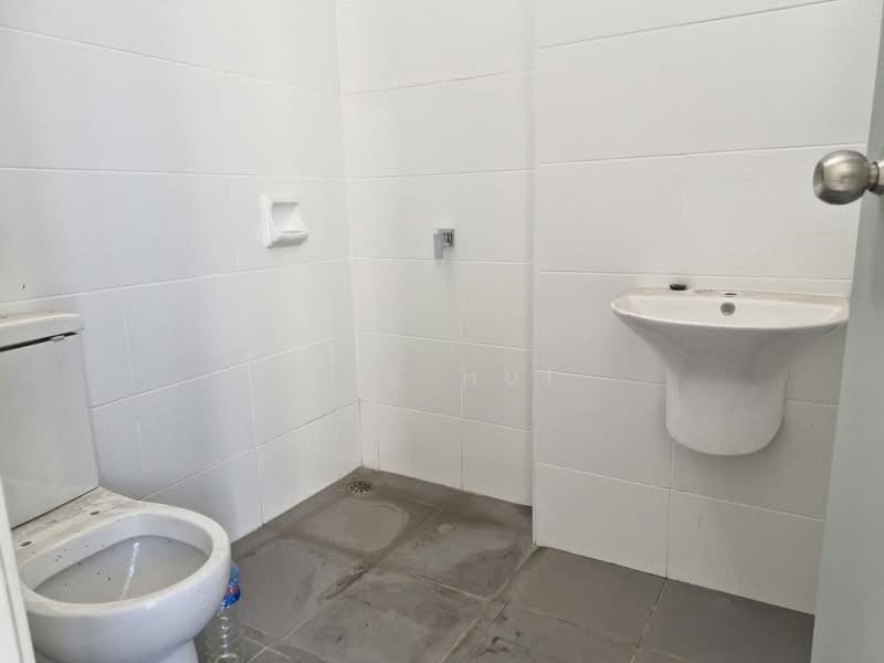 Rumah Teres 2 Tingkat untuk Dijual di Eco Summer (Johor Bahru) - Kok Hui - Bathroom - PropertyGuru.com.my