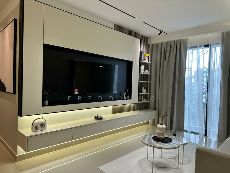Servis Apartment untuk Dijual di Ten Kinrara - Freddy Ho - Living Room - PropertyGuru.com.my