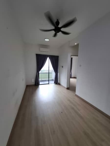 Servis Apartment untuk Disewa di The Grand Subang Jaya SS13 - Eva Law - Living Room - PropertyGuru.com.my